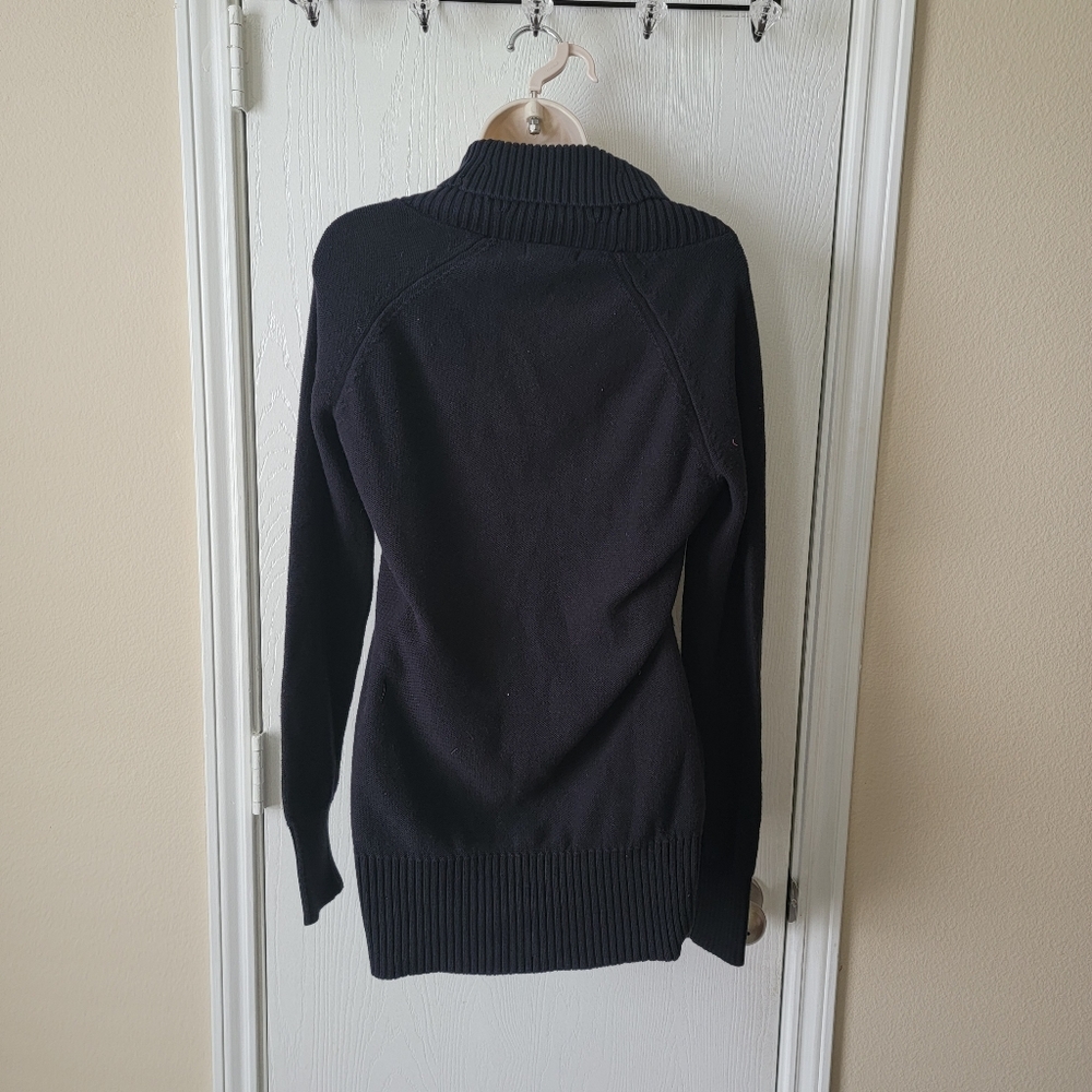 Guess Fadilah Collared Sweater - Picture 4 of 10